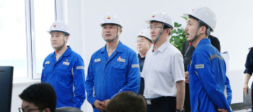 盘锦市委常委、副市长韩尚富一行到大力公司调研